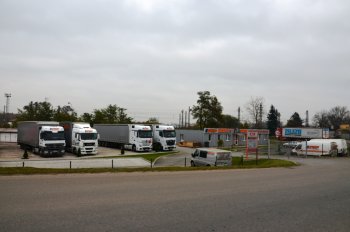 Sídlo firmy PKP - vstupní brána